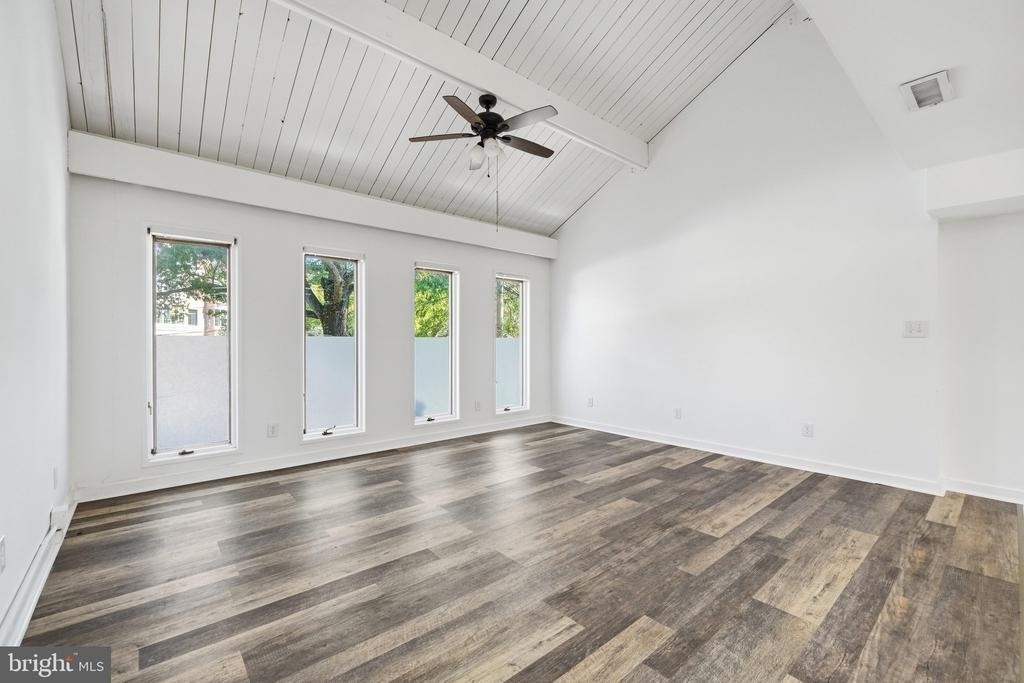 4820 Macarthur Boulevard Nw - Photo 17