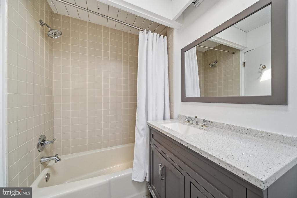 4820 Macarthur Boulevard Nw - Photo 39