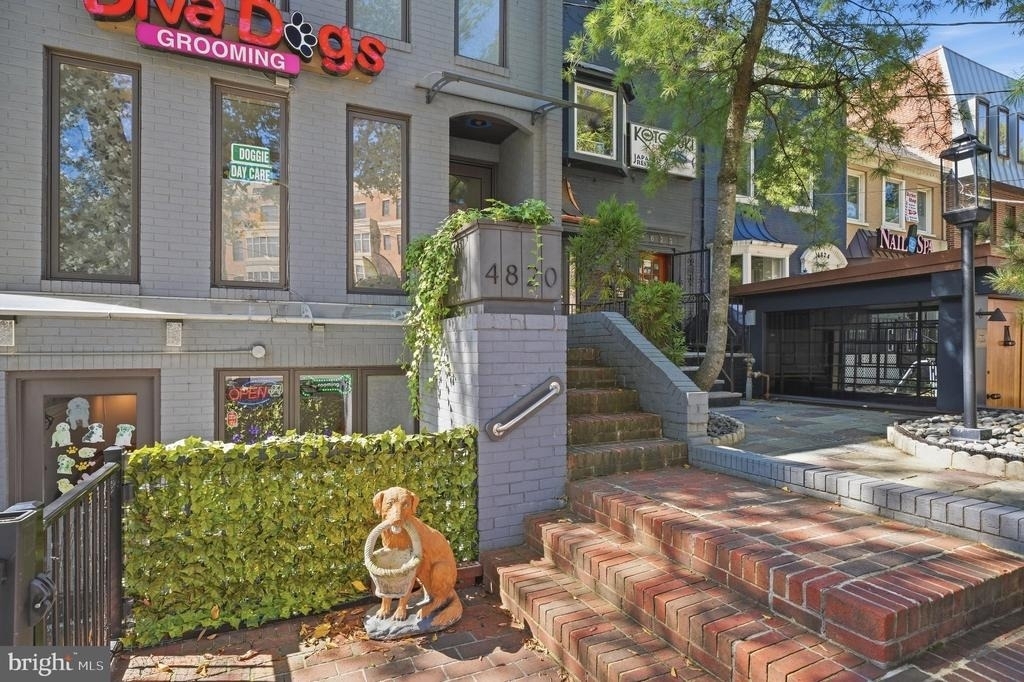 4820 Macarthur Boulevard Nw - Photo 41