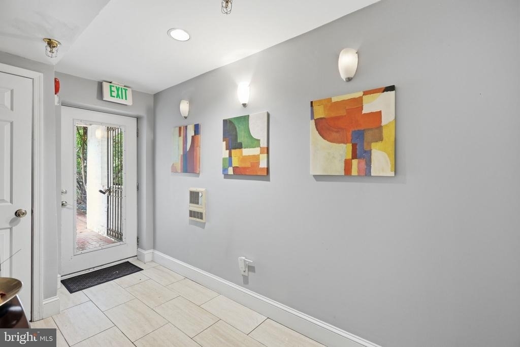 1527 16th Street Nw - Photo 20