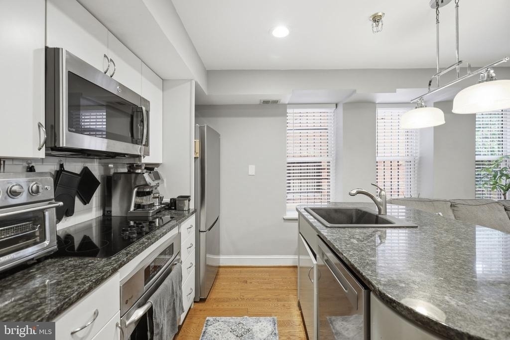 1527 16th Street Nw - Photo 13