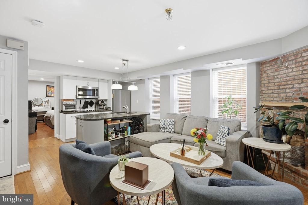 1527 16th Street Nw - Photo 7