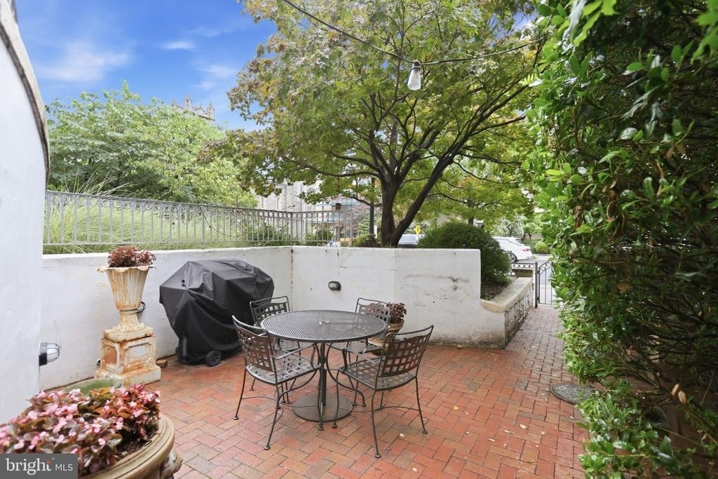 1527 16th Street Nw - Photo 21