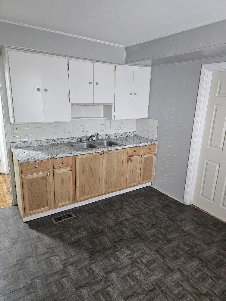 18573 Mccormick Street - Photo 4