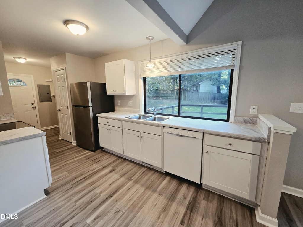 6613 Louisburg Road - Photo 5