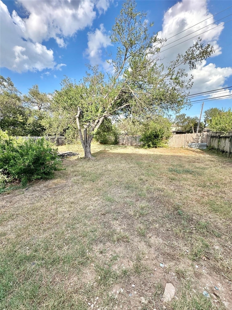9103 Japonica Ct - Photo 32