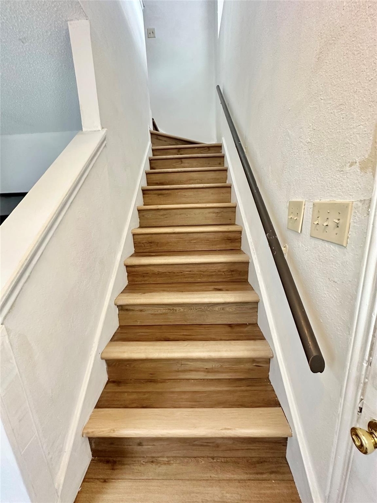 9103 Japonica Ct - Photo 19