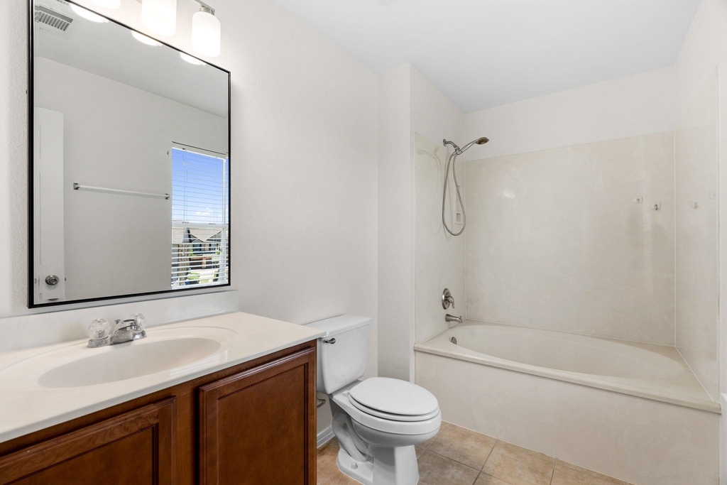 1900 Little Elm Trl - Photo 16