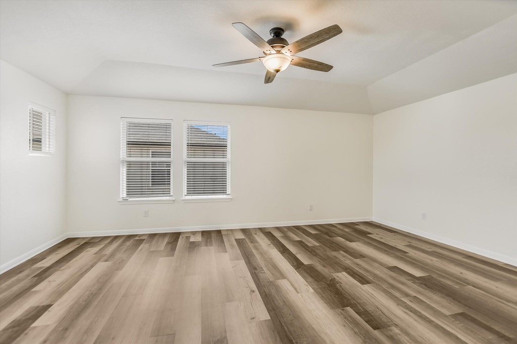 202 Grasslands Trl - Photo 8