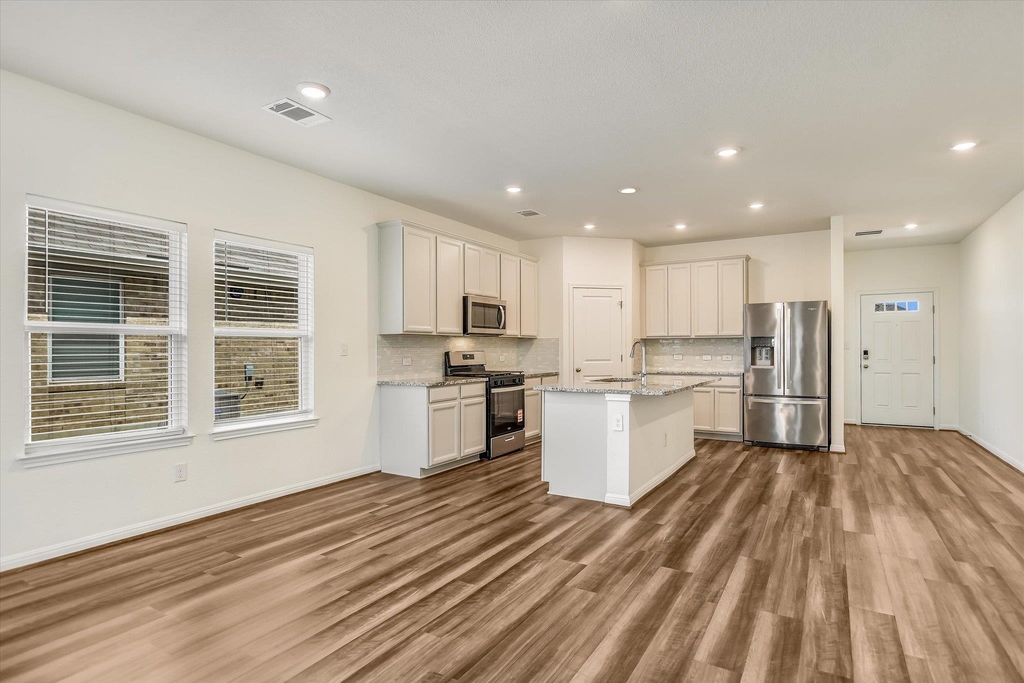 202 Grasslands Trl - Photo 4