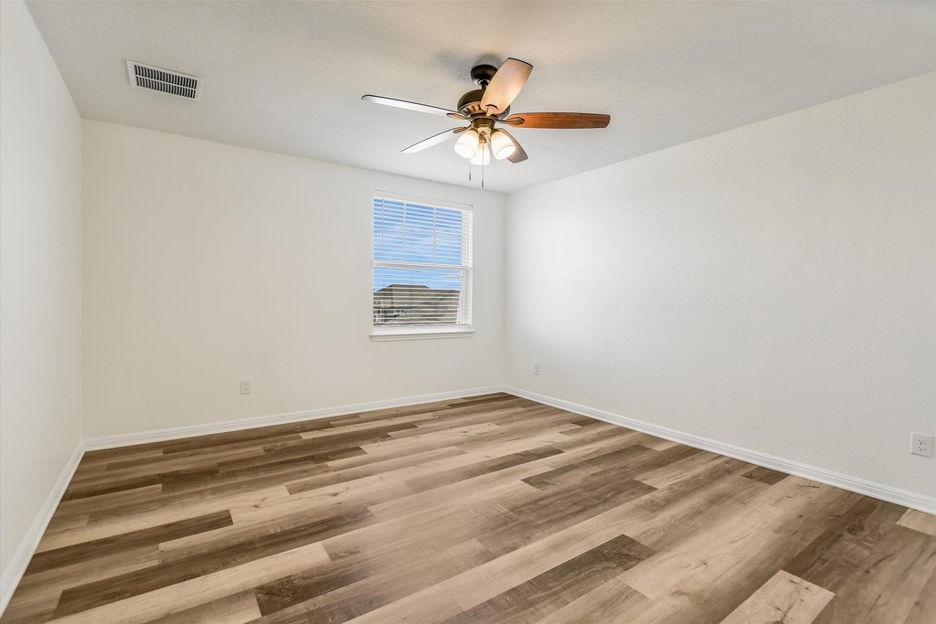 202 Grasslands Trl - Photo 14