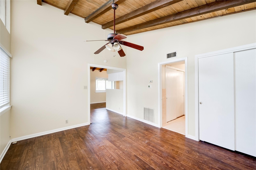 1511 Shoal Creek Blvd - Photo 13