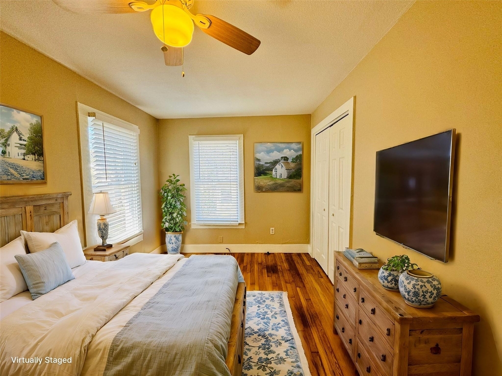 206 S Elm St - Photo 9
