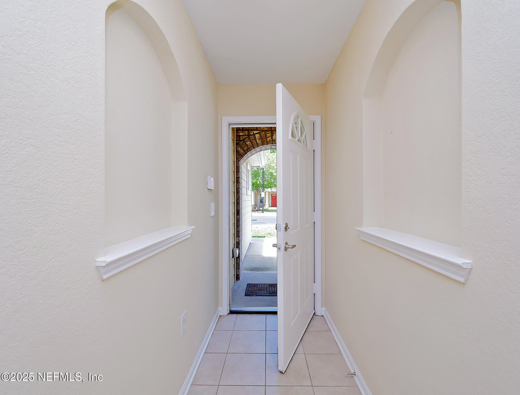 10200 Belle Rive Boulevard - Photo 3