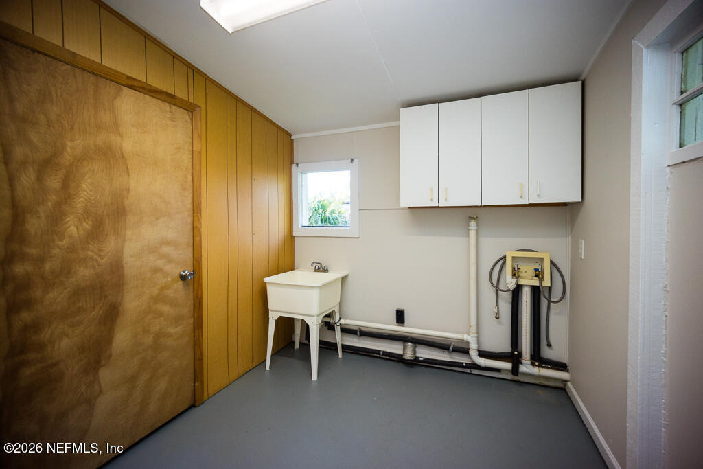 1794 Rogero Road - Photo 20