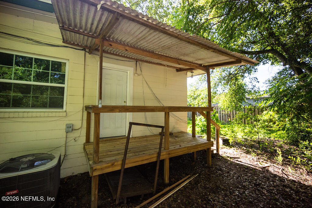 1794 Rogero Road - Photo 23
