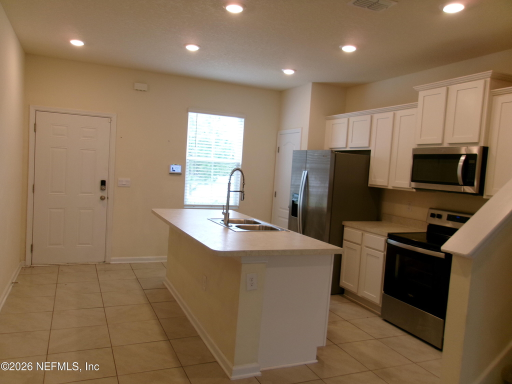 508 Running Woods Street - Photo 2