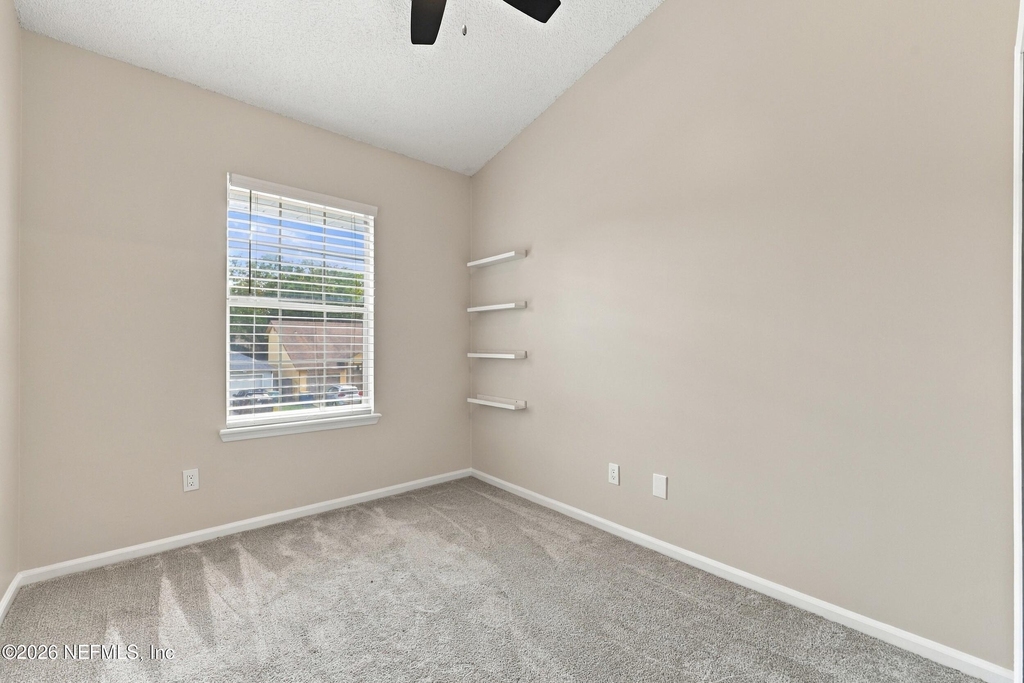 3622 Caroline Vale Boulevard - Photo 16