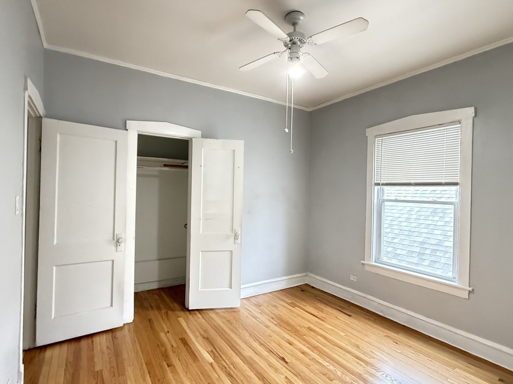 4608 N Kenton Avenue - Photo 7