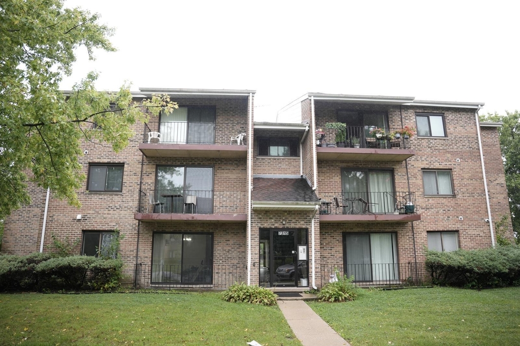 7315 Tiffany Drive - Photo 2