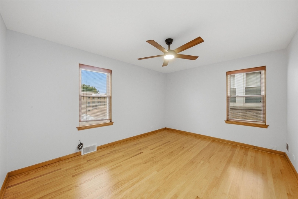 1838 Maple Avenue - Photo 4