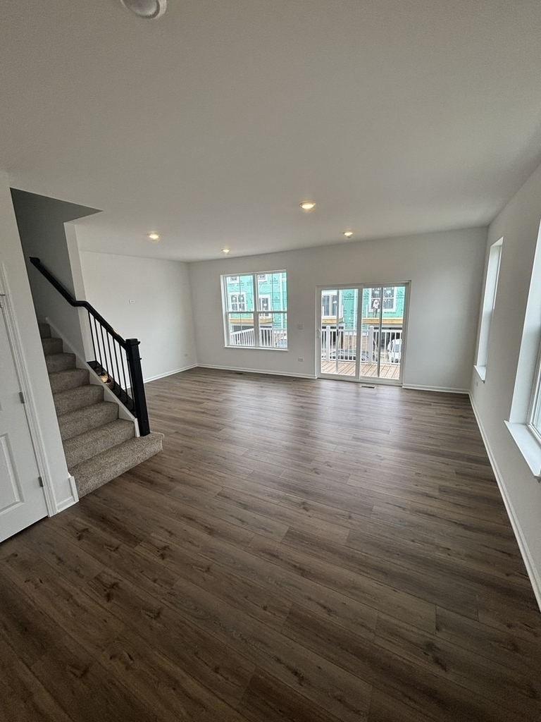 14948 S Mccarthy Circle - Photo 2