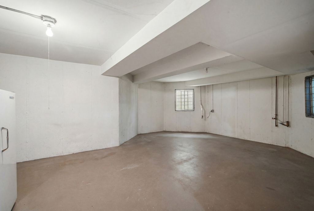326 Satinwood Court N - Photo 12