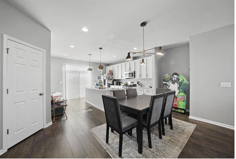 810 Finley Drive - Photo 2