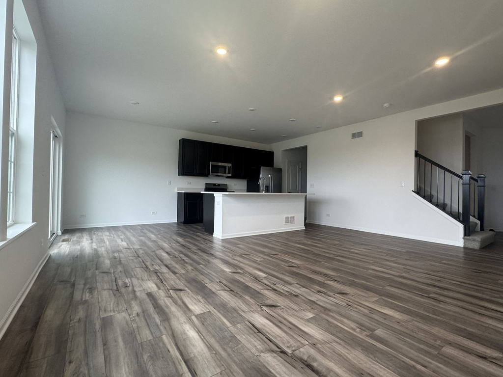 2609 Dundee Drive - Photo 5