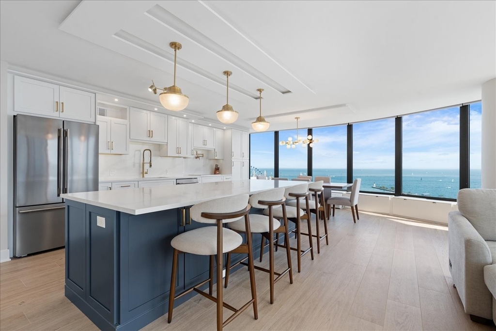 505 N Lake Shore Drive - Photo 2