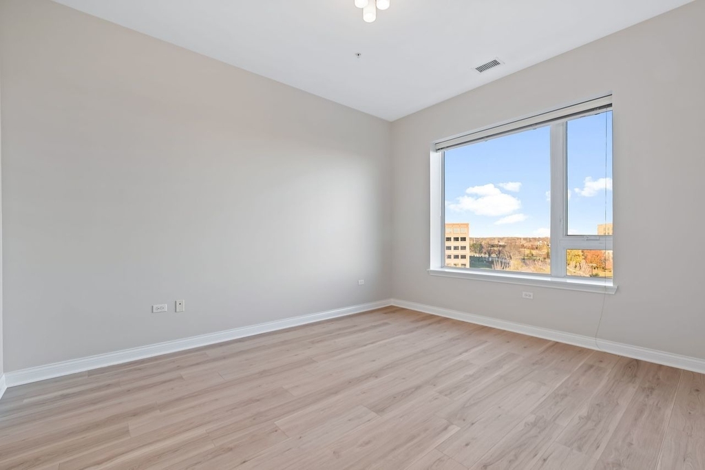 850 Village Center Drive - Photo 13
