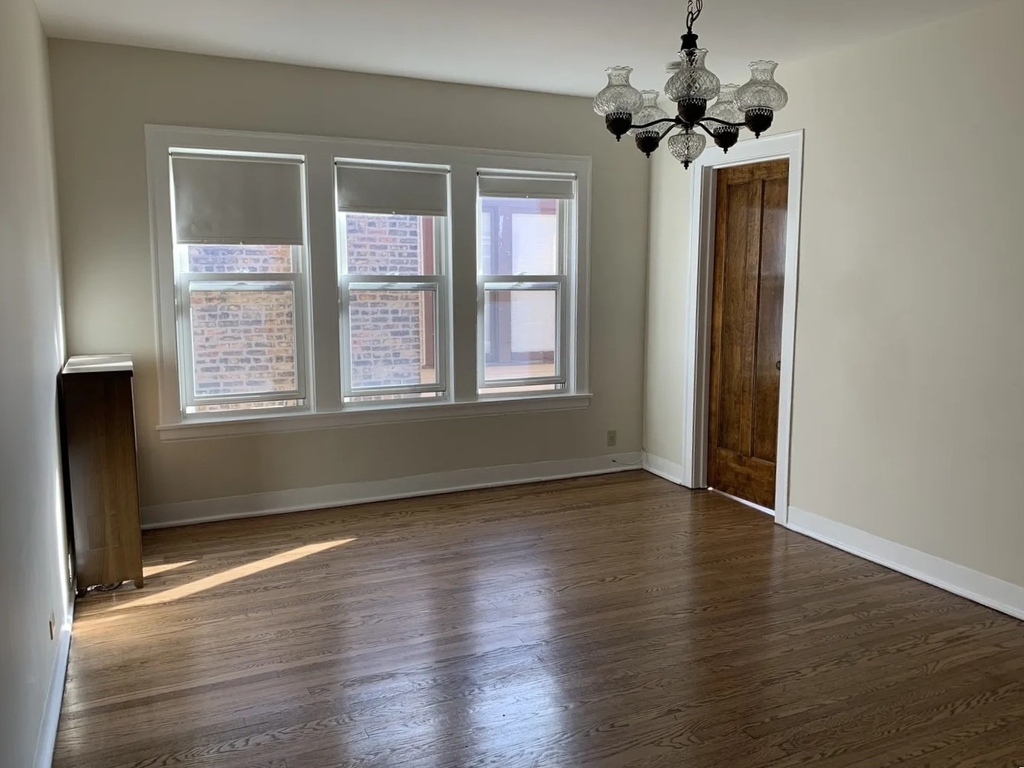 3708 N Whipple Street - Photo 3