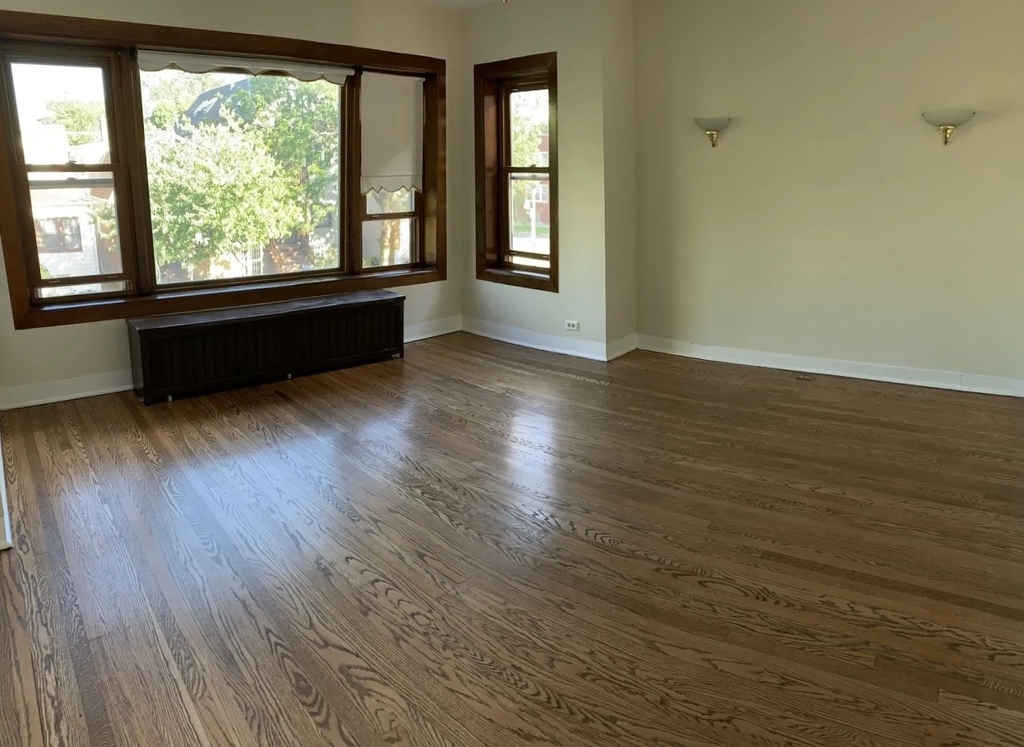 3708 N Whipple Street - Photo 1