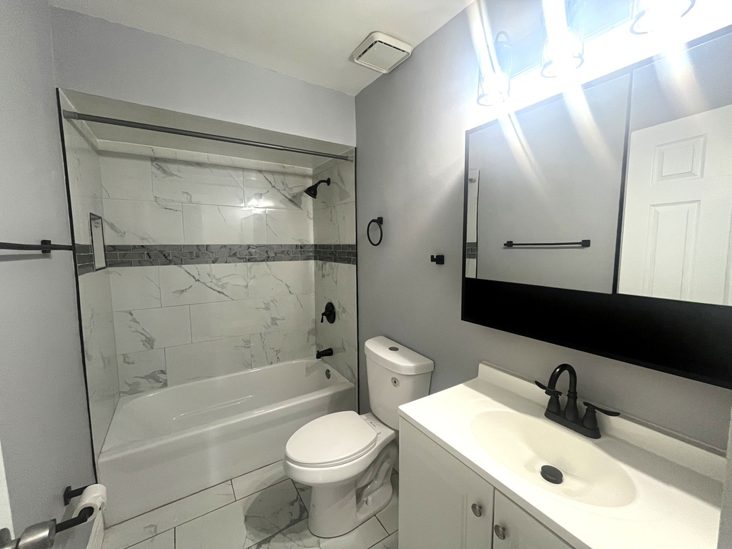 2728 W 87th Street - Photo 14
