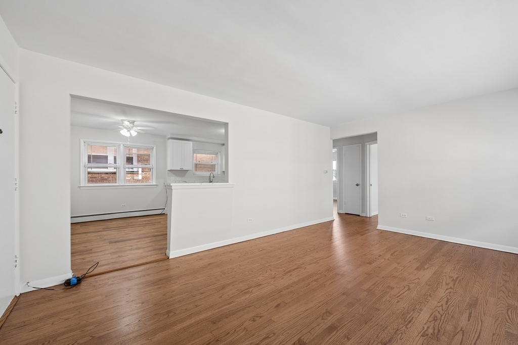 1921 S Harlem Avenue - Photo 3