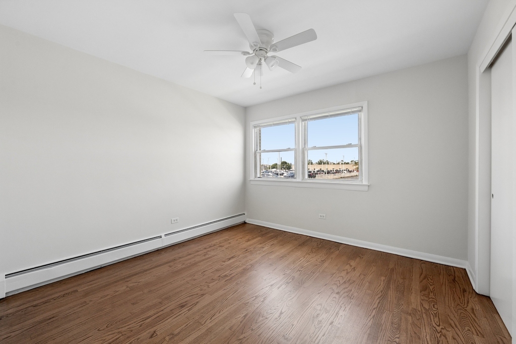 1921 S Harlem Avenue - Photo 8