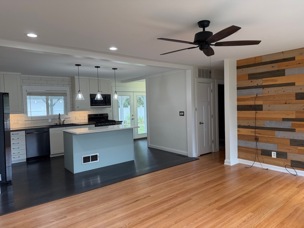 303 Lee Court - Photo 4