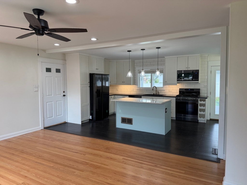 303 Lee Court - Photo 3