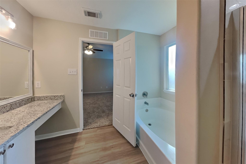 5014 Woodland Meadows Lane - Photo 9