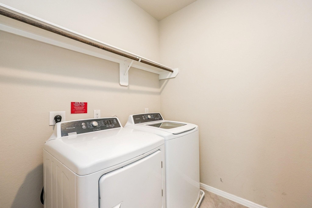 3418 Harvest Meadow Lane - Photo 15