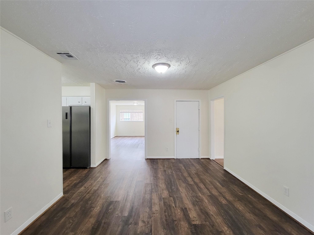 7426 Navasota Street - Photo 10