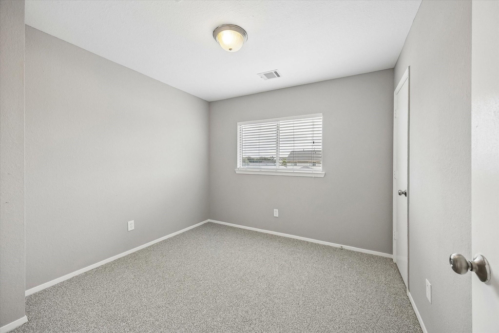 1609 Nichole Woods Drive - Photo 3