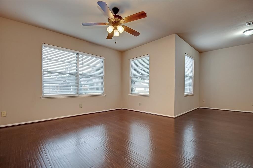 8518 Forum Drive - Photo 5