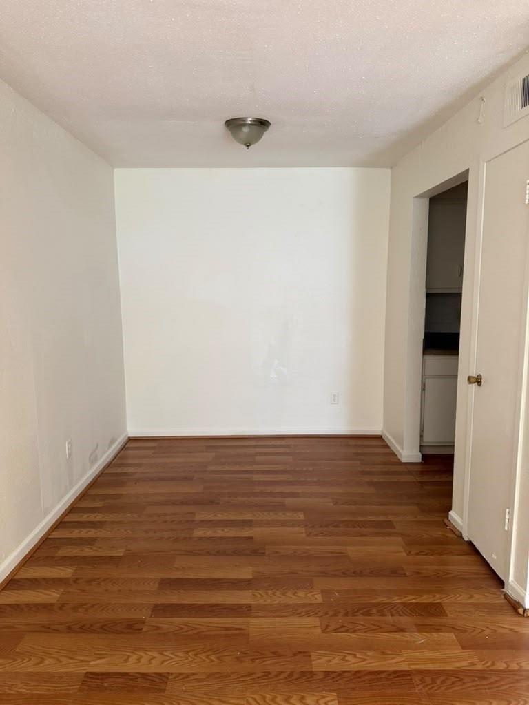 5625 Antoine Drive - Photo 2