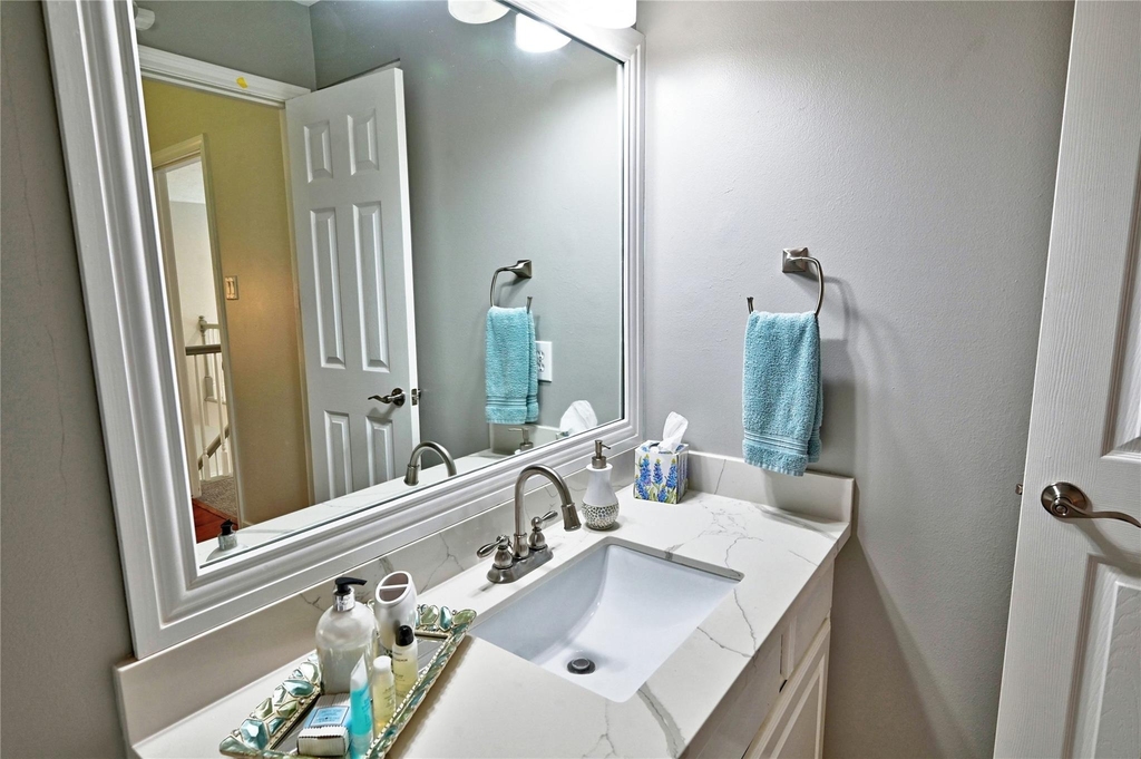 15461 Bedford Lane - Photo 30