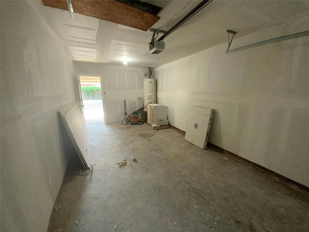 610 Fostoria Lane - Photo 19