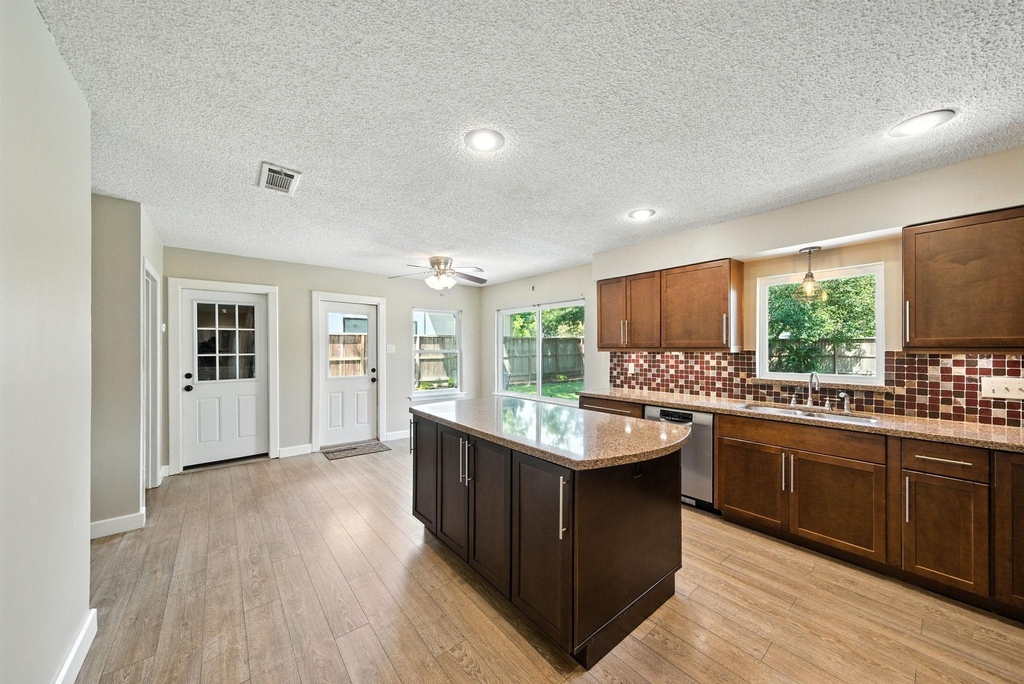 1714 Parana Drive - Photo 11