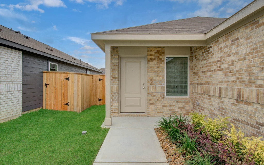31212 Piccolo Fiore Lane - Photo 1