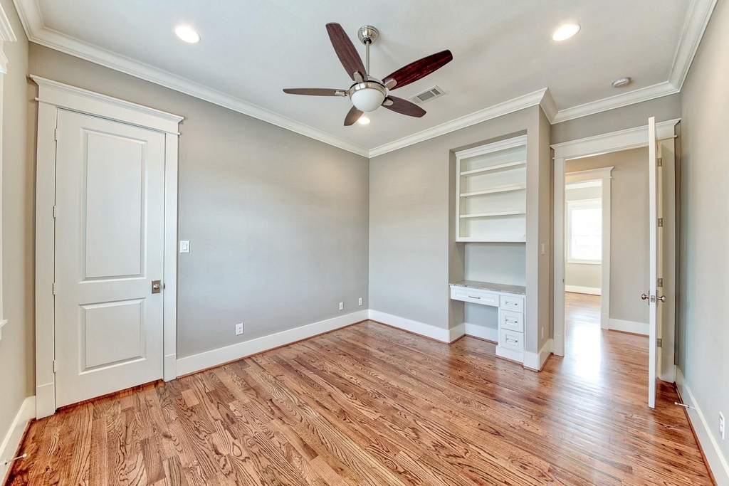 2006 Lubbock Street - Photo 19