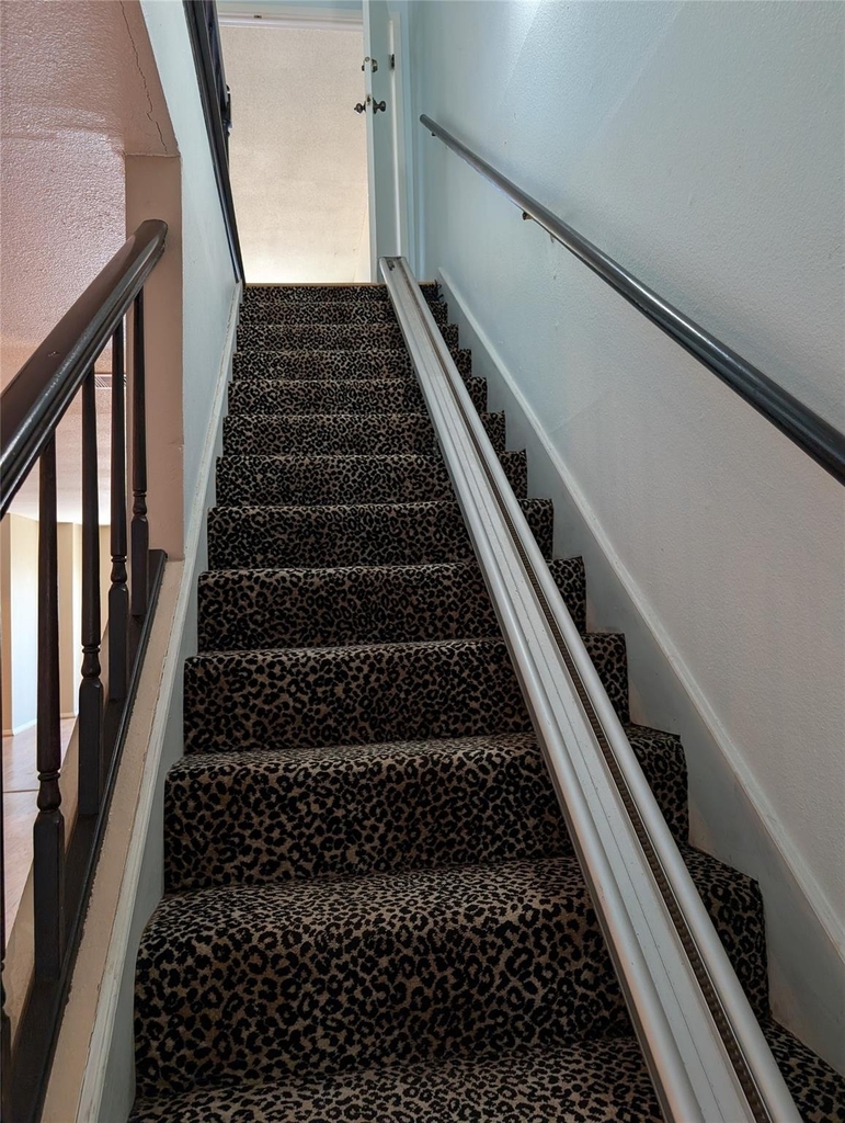 8402 Seawall Boulevard - Photo 15